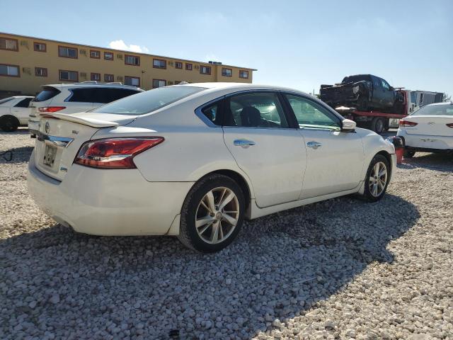1N4AL3AP1DC148029 - 2013 NISSAN ALTIMA 2.5 WHITE photo 3