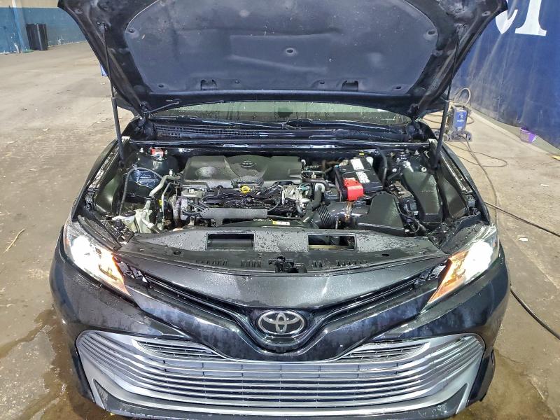 JTNB11HK3J3021647 - 2018 TOYOTA CAMRY L BLACK photo 11