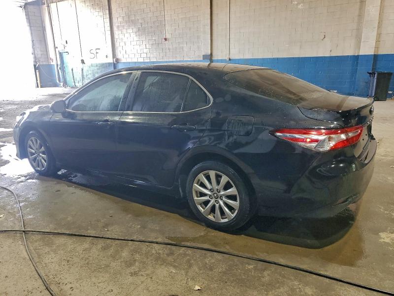 JTNB11HK3J3021647 - 2018 TOYOTA CAMRY L BLACK photo 2