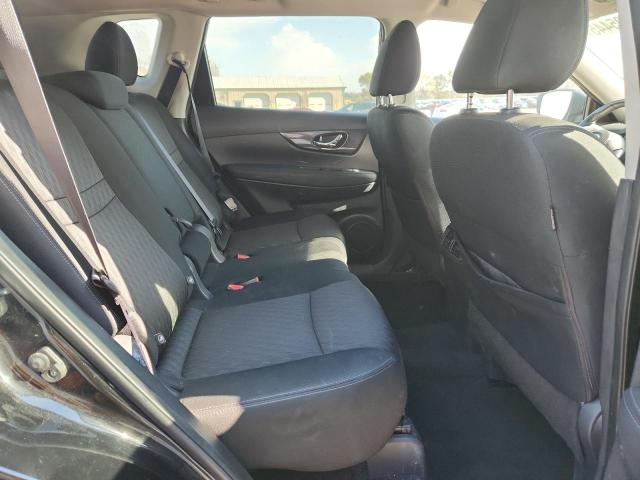 KNMAT2MV1JP582941 - 2018 NISSAN ROGUE S BLACK photo 11