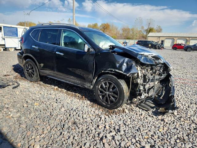 KNMAT2MV1JP582941 - 2018 NISSAN ROGUE S BLACK photo 4