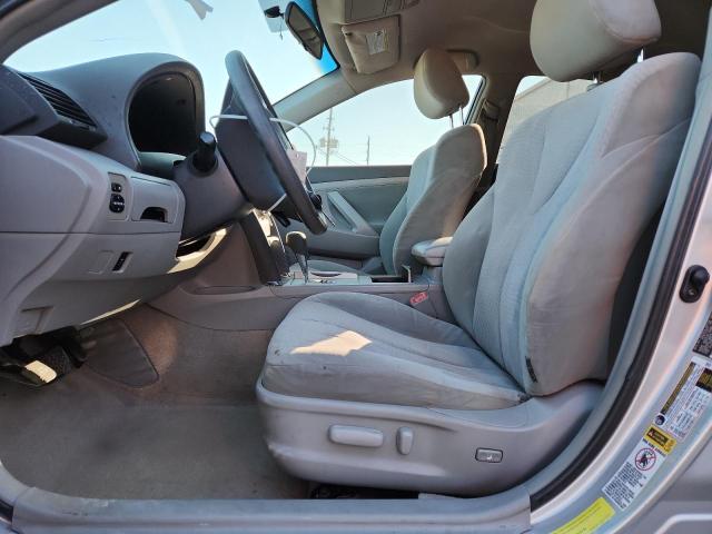 4T1BF3EK1AU073208 - 2010 TOYOTA CAMRY BASE Gümüş foto 7
