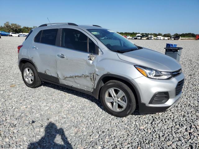 KL7CJLSB6KB869295 - 2019 CHEVROLET TRAX 1LT ვერცხლისფერი ფოტო 4
