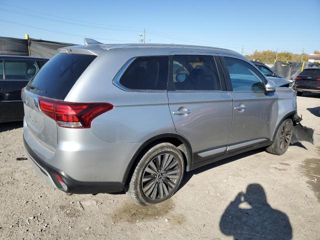 JA4AD3A30LJ000706 - 2020 MITSUBISHI OUTLANDER SE SILVER photo 3