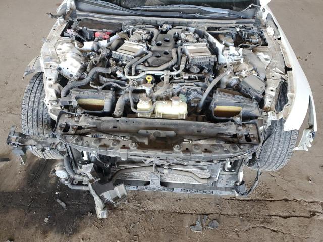 JN1EV7AP8JM359041 - 2018 INFINITI Q50 LUXE WHITE photo 11