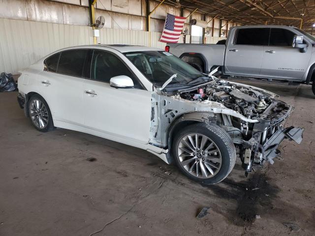 JN1EV7AP8JM359041 - 2018 INFINITI Q50 LUXE WHITE photo 4