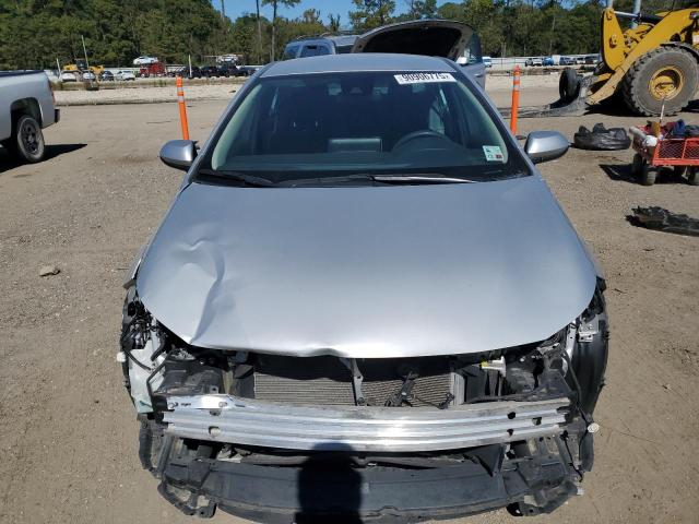 5YFEPMAE7MP245201 - 2021 TOYOTA COROLLA LE 银色 照片 5