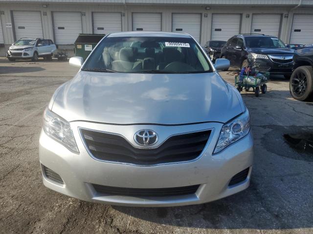 4T1BF3EKXBU678152 - 2011 TOYOTA CAMRY BASE SILVER photo 5