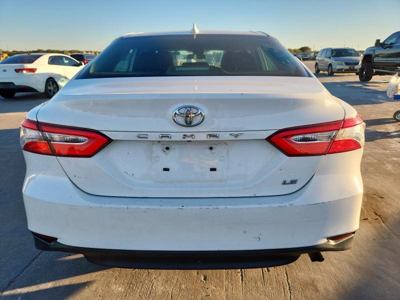 4T1C11AK8LU305724 - 2020 TOYOTA CAMRY LE თეთრი ფოტო 6