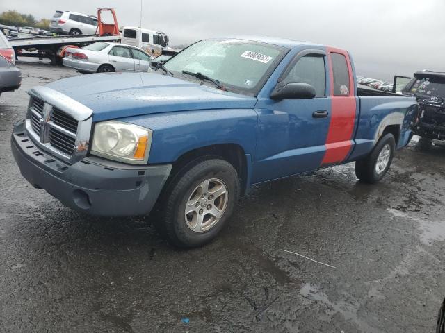 2005 DODGE DAKOTA SLT, 