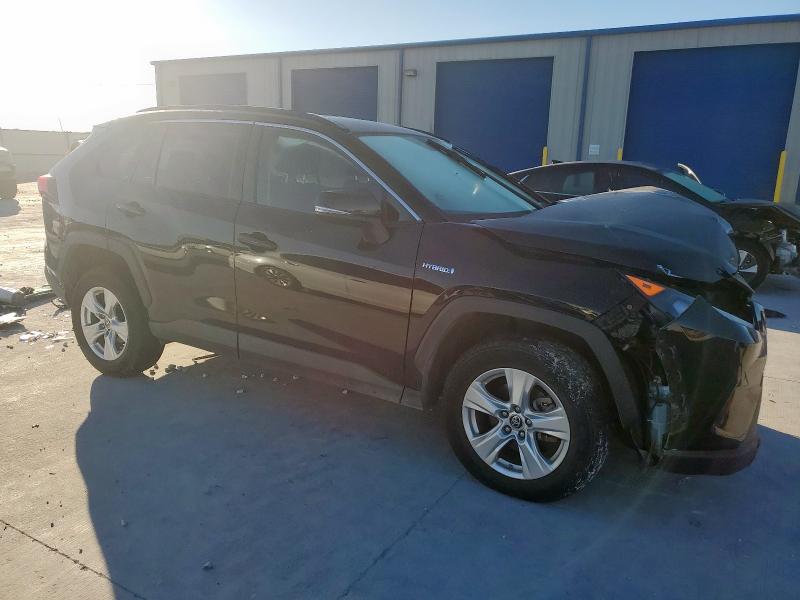 4T3MWRFV3MU017402 - 2021 TOYOTA RAV4 LE BLACK photo 4