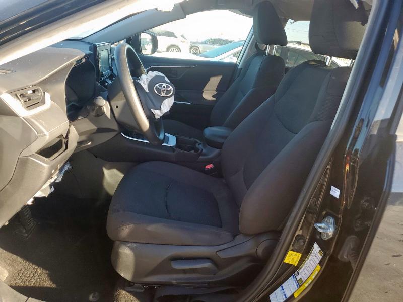 4T3MWRFV3MU017402 - 2021 TOYOTA RAV4 LE BLACK photo 7