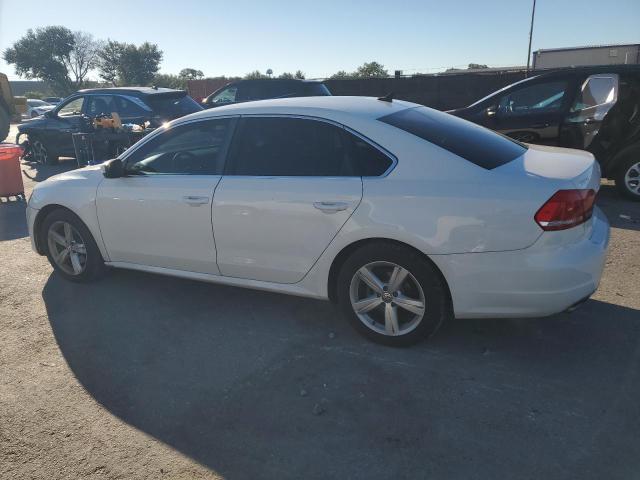 1VWBP7A39DC095973 - 2013 VOLKSWAGEN PASSAT SE WHITE photo 2