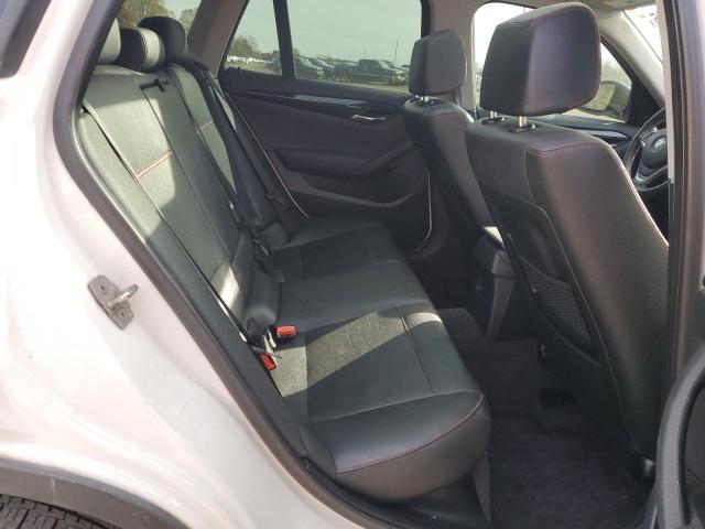 WBAVM5C55DVL63740 - 2013 BMW X1 XDRIVE35I WHITE photo 11