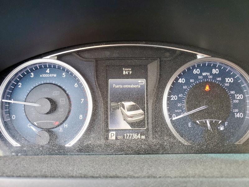 4T1BF1FK0HU353344 - 2017 TOYOTA CAMRY LE 银色 照片 9