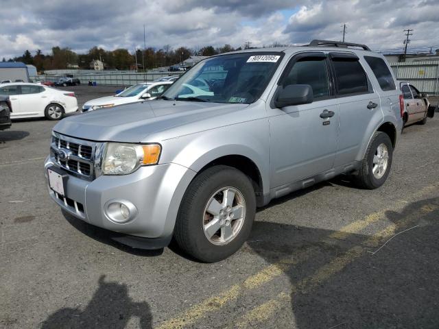 2010 FORD ESCAPE XLT, 