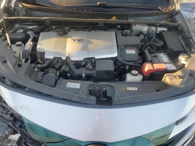 JTDKARFP6J3090835 - 2018 TOYOTA PRIUS PRIM ვერცხლისფერი ფოტო 11