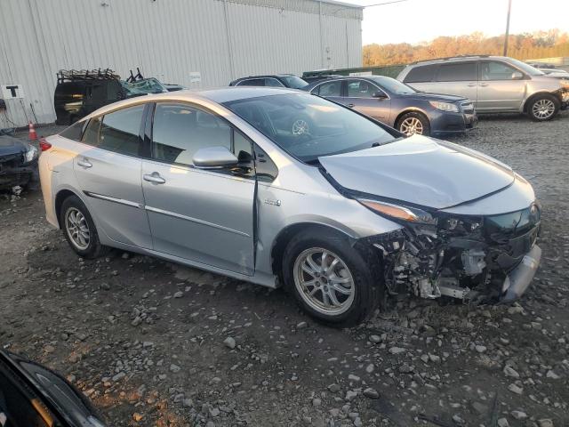 JTDKARFP6J3090835 - 2018 TOYOTA PRIUS PRIM ვერცხლისფერი ფოტო 4