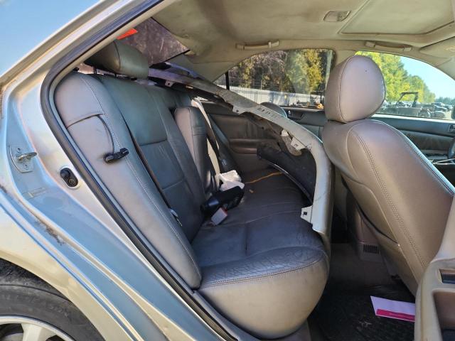 4T1BE32KX3U670075 - 2003 TOYOTA CAMRY LE WHITE photo 10