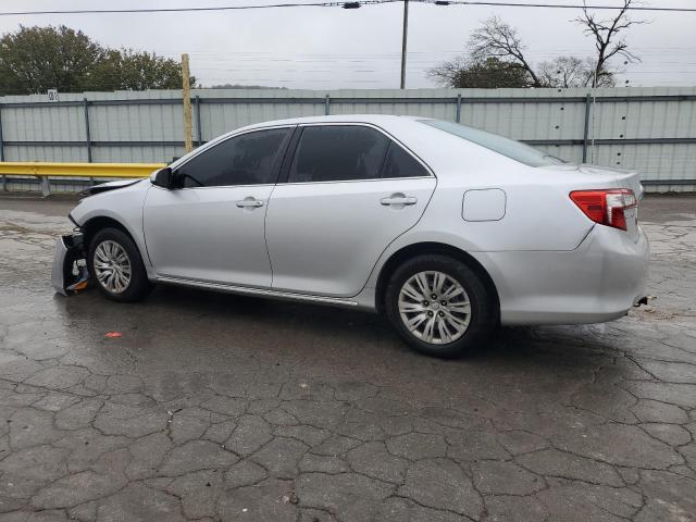 4T1BF1FK7CU025492 - 2012 TOYOTA CAMRY BASE SILVER photo 2
