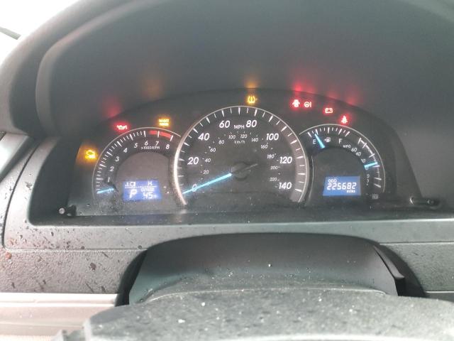 4T1BF1FK7CU025492 - 2012 TOYOTA CAMRY BASE SILVER photo 9