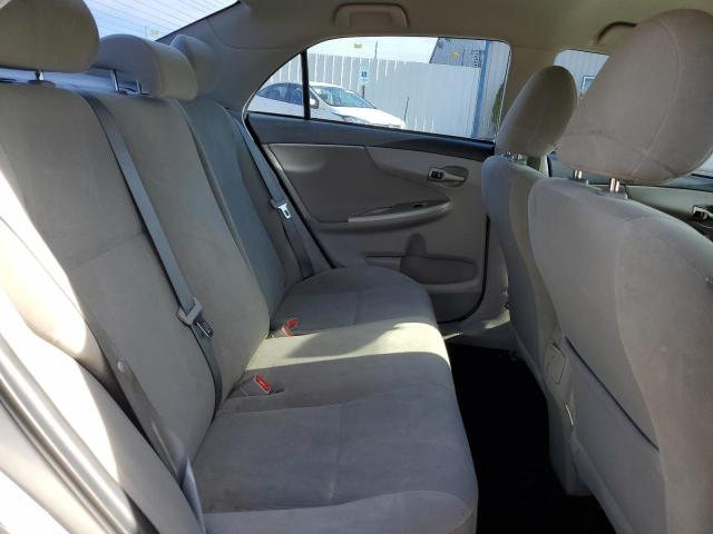 2T1BU4EEXCC889389 - 2012 TOYOTA COROLLA BASE 银色 照片 10