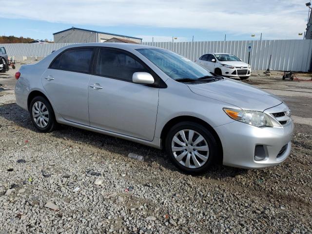 2T1BU4EEXCC889389 - 2012 TOYOTA COROLLA BASE 银色 照片 4