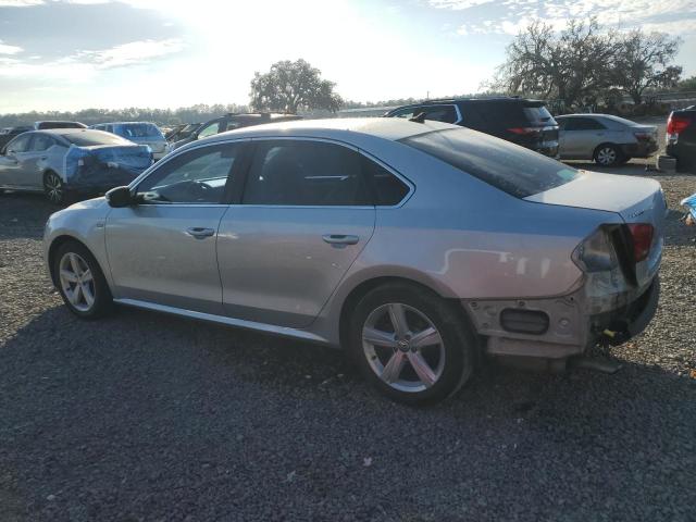 1VWAS7A38FC096304 - 2015 VOLKSWAGEN PASSAT S Сріблястий фото 2