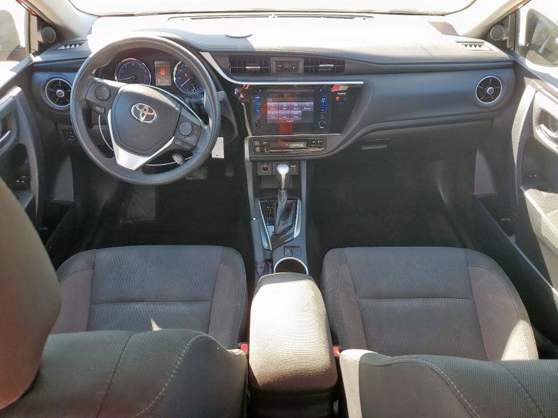 2T1BURHE5HC922377 - 2017 TOYOTA COROLLA L RED photo 8