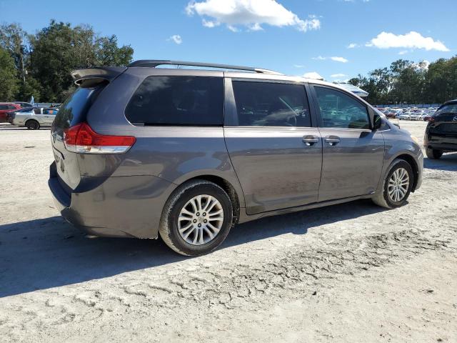 5TDYK3DCXCS231525 - 2012 TOYOTA SIENNA XLE SILVER photo 3