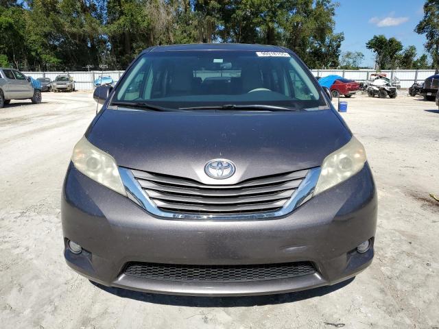 5TDYK3DCXCS231525 - 2012 TOYOTA SIENNA XLE SILVER photo 5