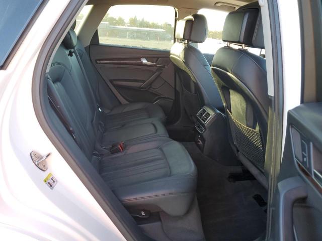 WA1ANAFY5J2150520 - 2018 AUDI Q5 PREMIUM WHITE photo 11