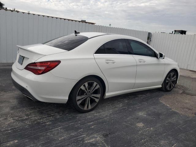 WDDSJ4EB8KN713201 - 2019 MERCEDES-BENZ CLA 250 WHITE photo 3