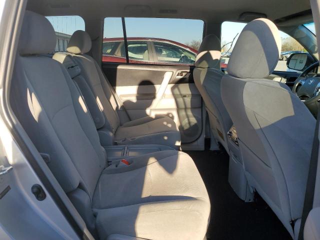 5TDZK3EH9BS038862 - 2011 TOYOTA HIGHLANDER BASE 银色 照片 11