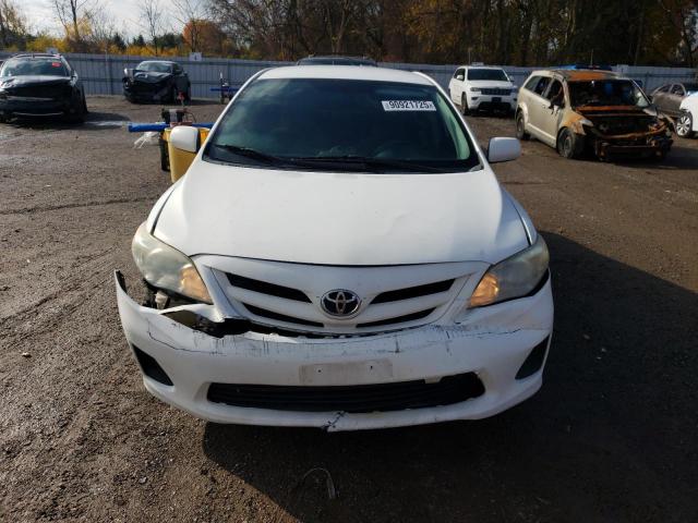 2T1BU4EE2CC906802 - 2012 TOYOTA COROLLA BASE 白色 照片 5