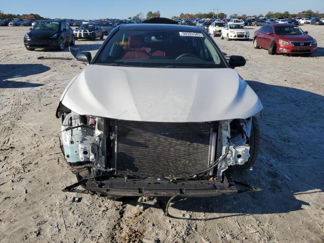 4T1K61AK3RU200210 - 2024 TOYOTA CAMRY XSE 白色 照片 5