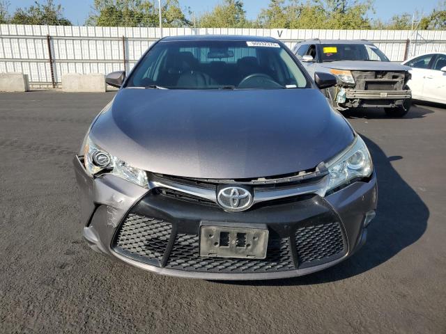 4T1BF1FK3FU479601 - 2015 TOYOTA CAMRY LE GRAY photo 5