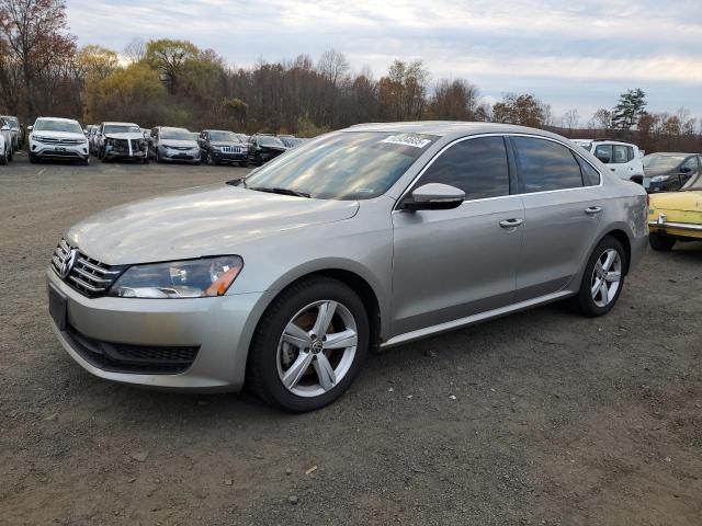 2012 VOLKSWAGEN PASSAT SE, 