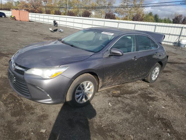 2015 TOYOTA CAMRY LE, 