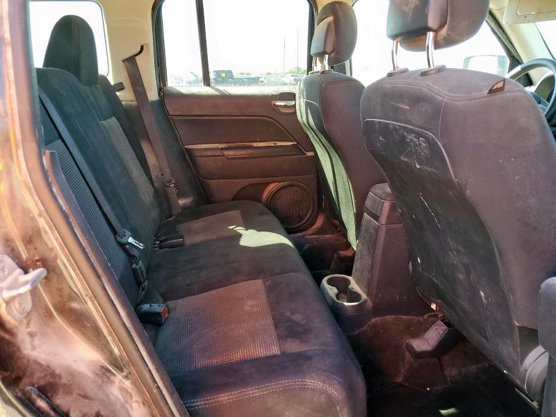 1C4NJPBA3ED674547 - 2014 JEEP PATRIOT SPORT BLACK photo 11