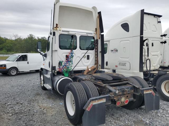 1FUBGEDV2FLGH4687 - 2015 FREIGHTLINER CASCADIA 1 Blanco foto 3