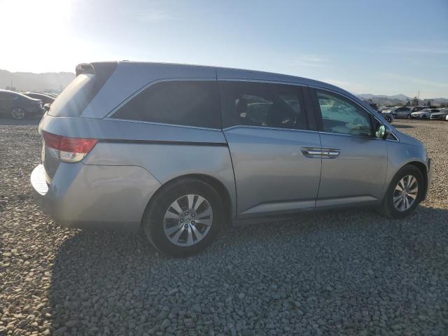 5FNRL5H62HB022597 - 2017 HONDA ODYSSEY EXL SILVER photo 3