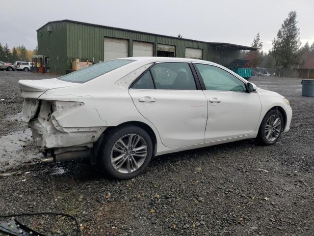 4T1BF1FK4HU745744 - 2017 TOYOTA CAMRY LE WHITE photo 3