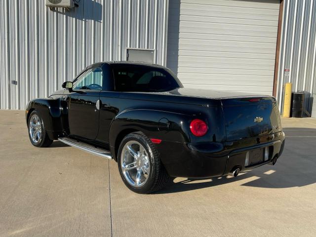 1GCES14P74B110776 - 2004 CHEVROLET SSR 黑色 照片 3