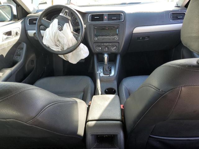 3VWDP7AJ6DM366073 - 2013 VOLKSWAGEN JETTA SE SILVER photo 8