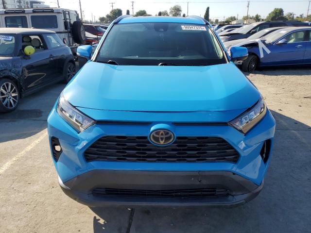 2T3W1RFV2KC005165 - 2019 TOYOTA RAV4 XLE BLUE photo 5