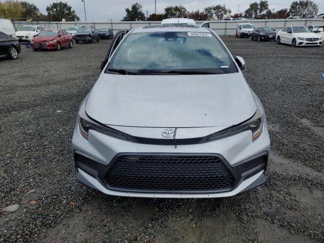 JTDP4RCE0LJ031584 - 2020 TOYOTA COROLLA SE SILVER photo 5