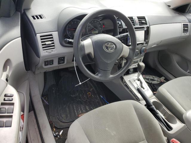 2T1BU4EE0BC725664 - 2011 TOYOTA COROLLA BASE فضي صورة 8