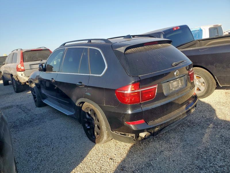 5UXZV4C55D0G51283 - 2013 BMW X5 XDRIVE35I BLACK photo 2