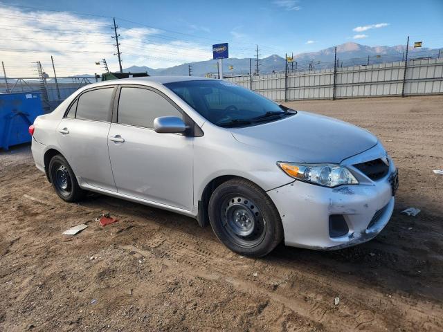 2T1BU4EE9DC105723 - 2013 TOYOTA COROLLA BASE SILVER photo 4